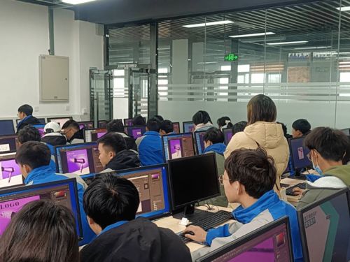 选数控还是电子商务专业